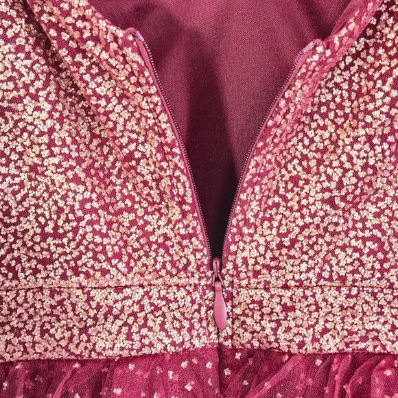 NEW Lulus Women’s Mini Dress Glitter Mesh Red School Dance Cocktail Party Size M - Picture 8 of 10